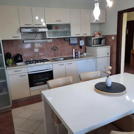 Apartman Krmpotic Appartement *